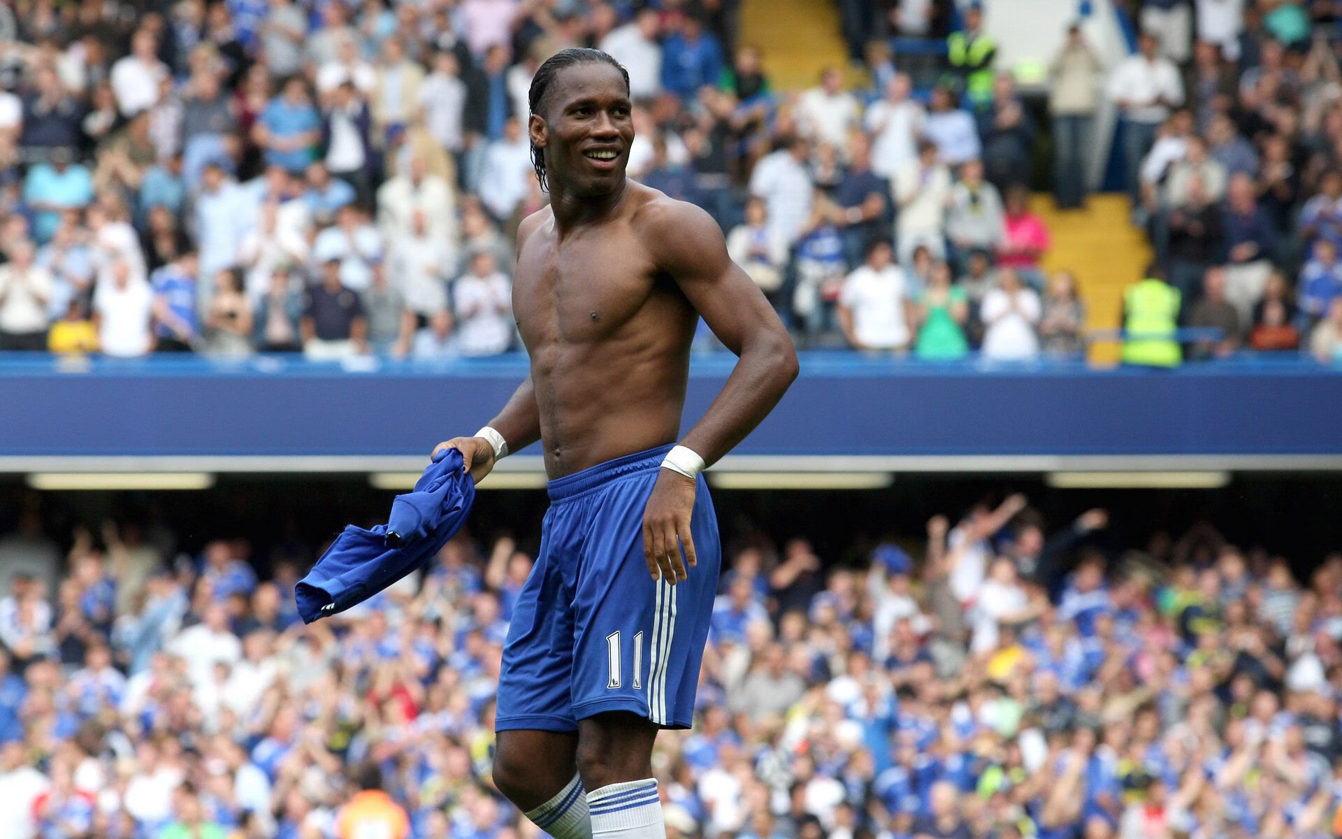 莱万多夫斯基巅峰对决,德约科维奇与80激战雄鹿分钟,回归赛场胜负难料!